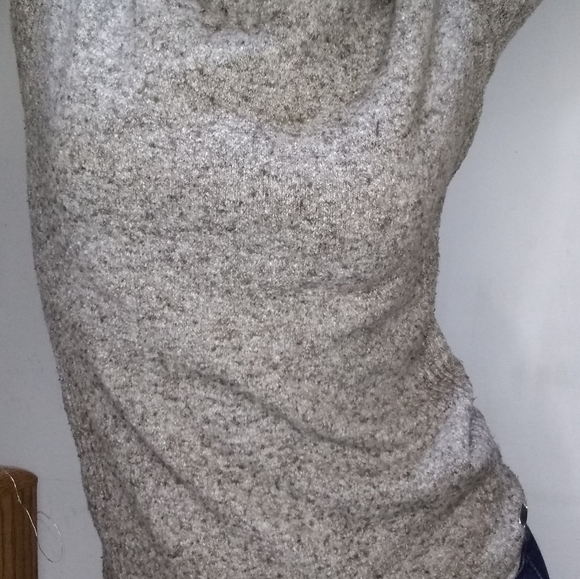 Columbia Turtleneck Sweater - Picture 3 of 3